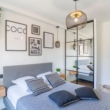 L'app'art -moderne & Cosy -pradet Centre & Proche Des Plages Apartment